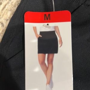 Black skort with pockets NWT